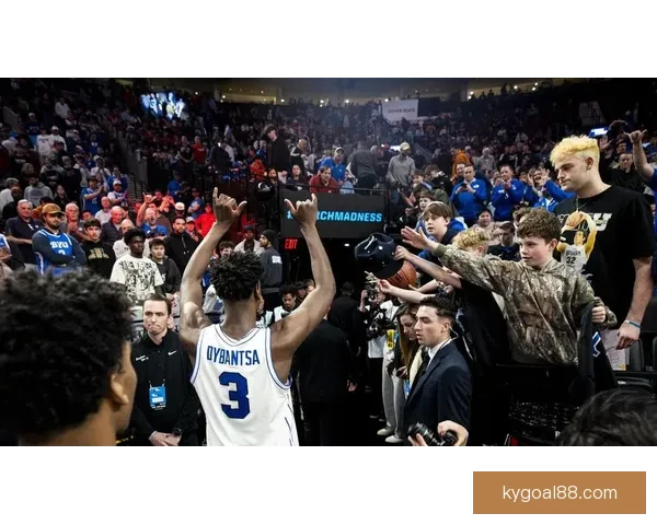 迪班萨启动全明星训练考察之旅走访多支NBA球队中心